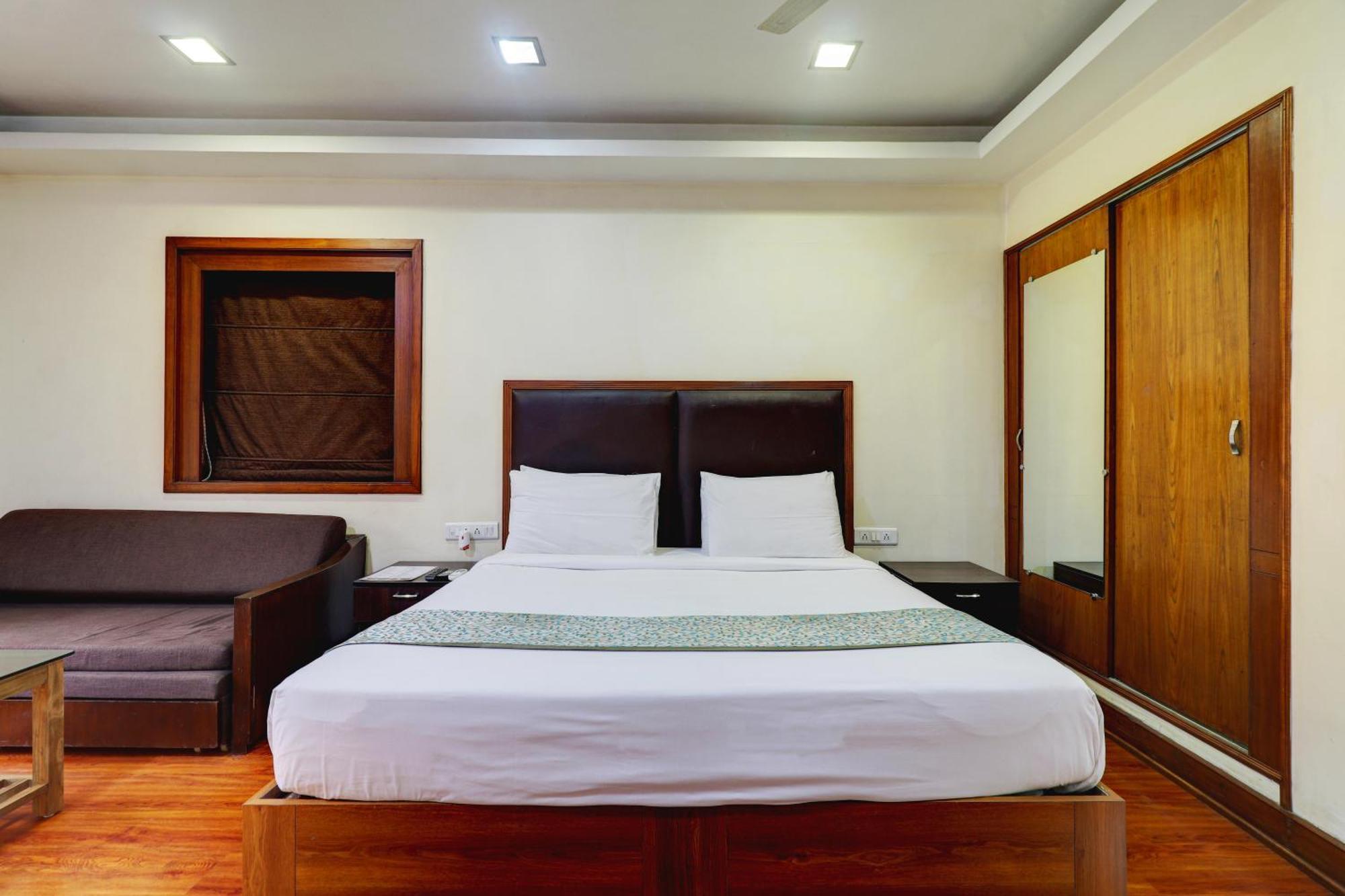 Amazinn Villa 로나발라 외부 사진